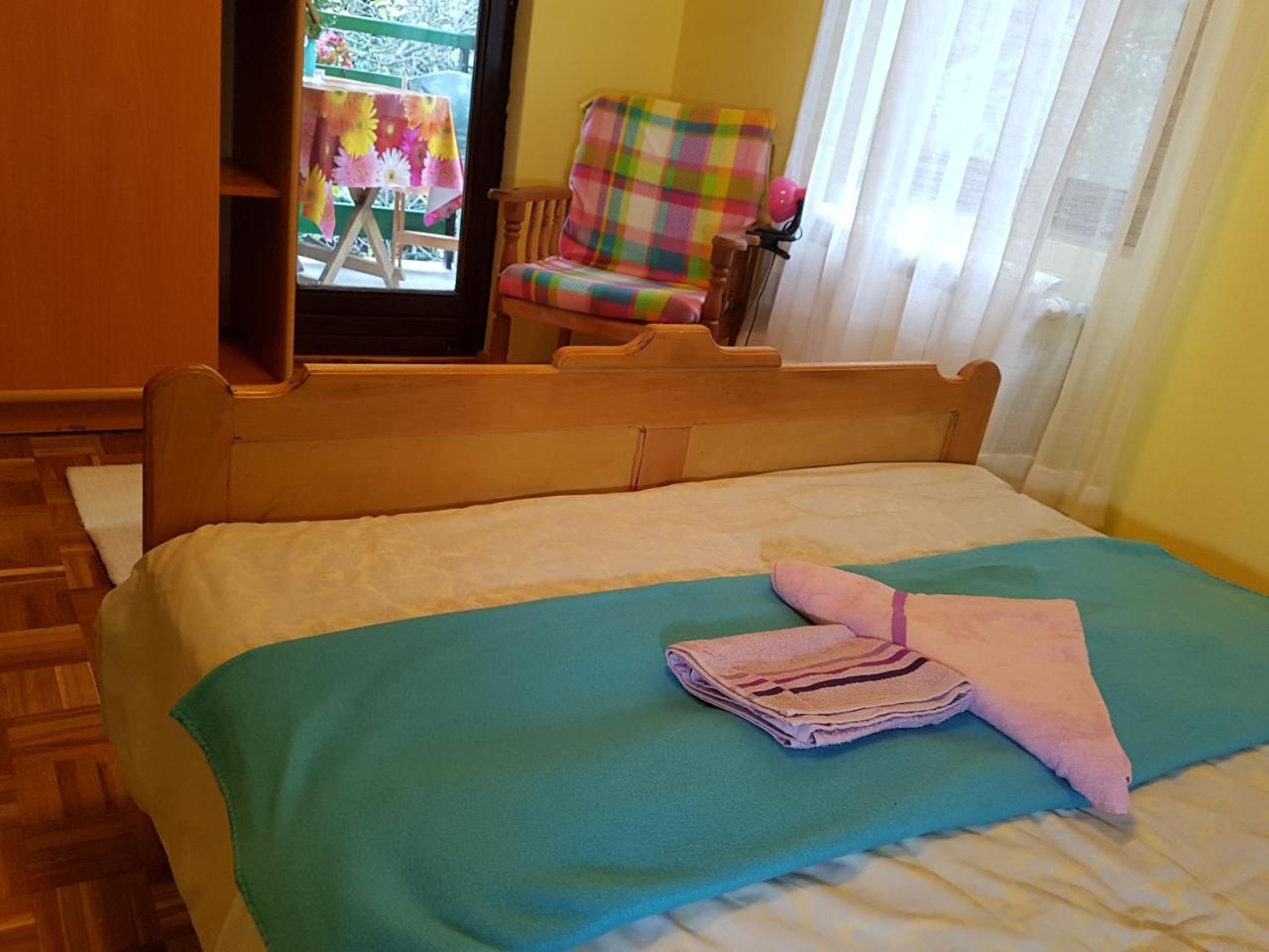 Nena & Rale Rooms Donji Milanovac Eksteriør bilde