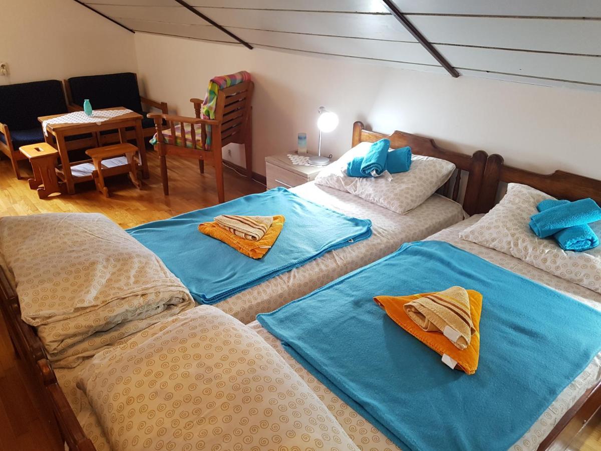 Nena & Rale Rooms Donji Milanovac Eksteriør bilde