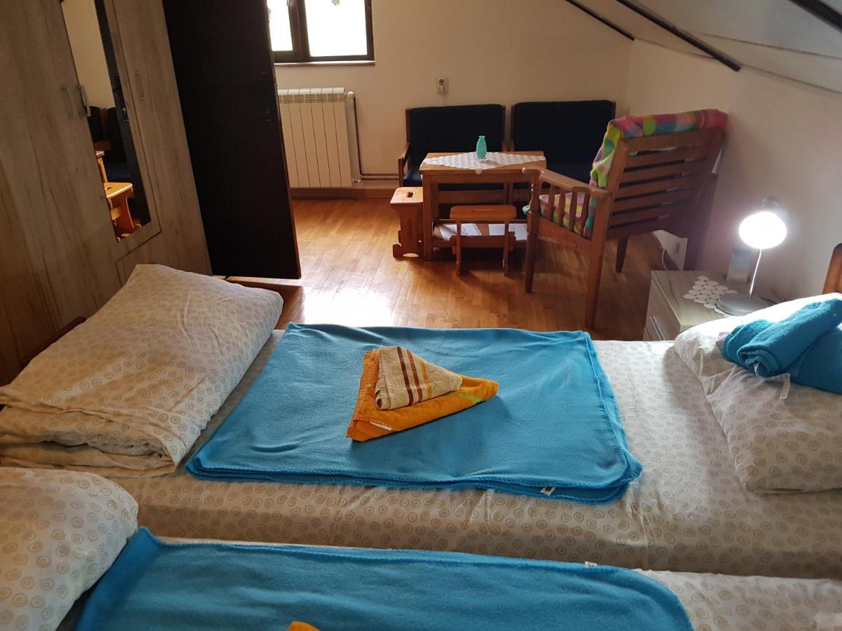 Nena & Rale Rooms Donji Milanovac Eksteriør bilde